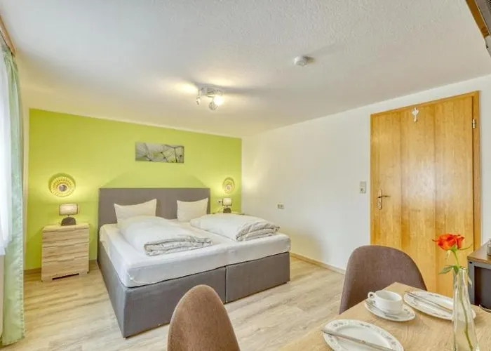 Rhoenlust Guest house